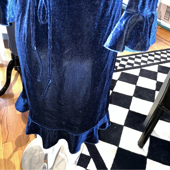 Gorgeous navy velour dress made by hype. Tie in back.  Girls size 10. - Picture 8 of 9